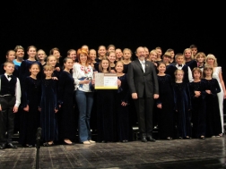 42-й отчетный концерт образцовой детско-юношеской хоровой капеллы «Школьные годы»