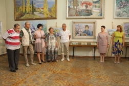 Отчет об открытии выставки  произведений В.П. Цветковой «Крым — любовь моя»