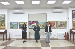 Отчет об открытии  выставки педагогов к 45-летию Евпаторийской детской художественной школы им. Ю.В. Волкова